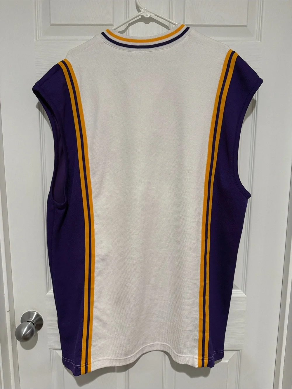 Vintage Nike Los Angeles Lakers Basketball Jersey XXL